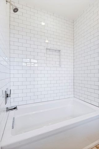 1518 Oak Knoll Street, Dallas, TX 75208