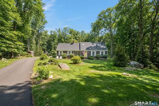 21 Little Hollow Road, Madison, CT 06443