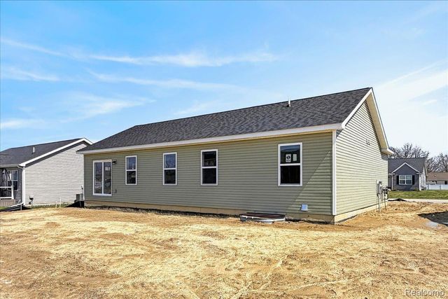3150 Daisy Way, Burton, MI 48519