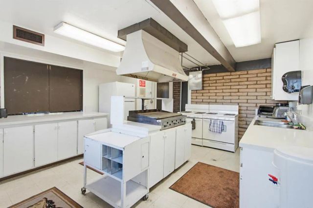 200 N El Camino Real 386, Oceanside, CA 92058