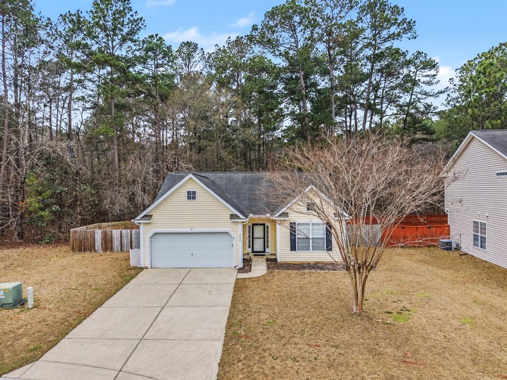 Image 32 of property listing at 2626 Spivey Court, North Charleston, SC 29406
