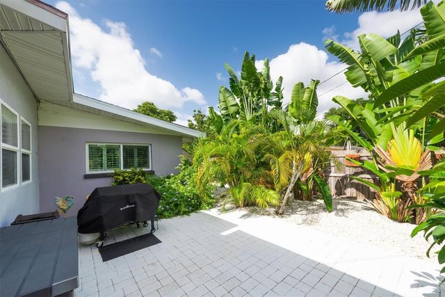 37 SOUTHWIND DRIVE, Belleair Bluffs, FL 33770