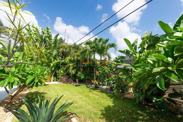 37 SOUTHWIND DRIVE, Belleair Bluffs, FL 33770