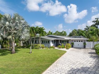 37 SOUTHWIND DRIVE, Belleair Bluffs, FL 33770