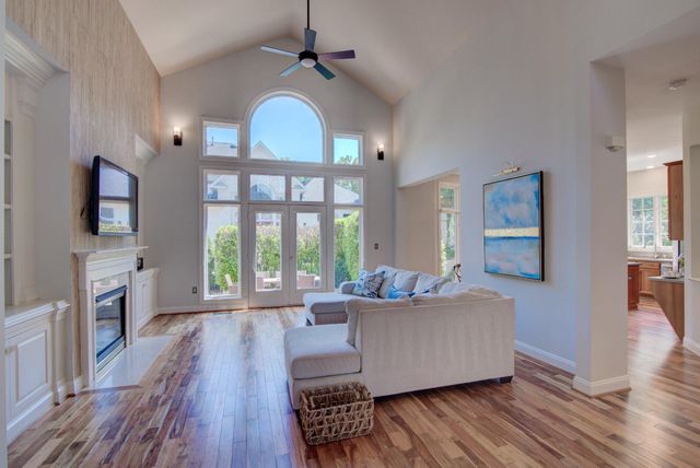 43585 JACKSON HOLE CIR, Leesburg, VA 20176