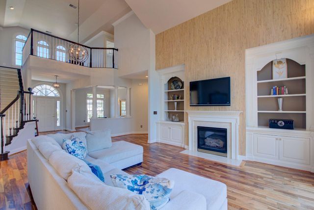 43585 JACKSON HOLE CIR, Leesburg, VA 20176