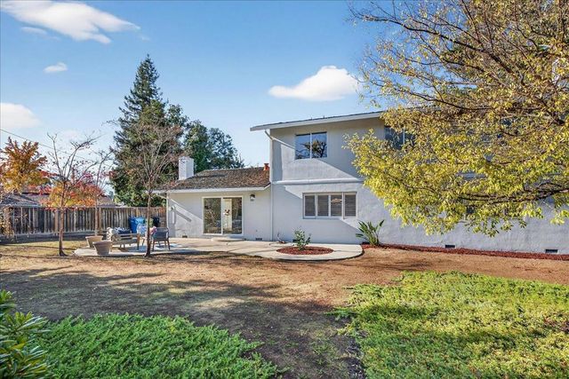 12150 KRISTY Lane, Saratoga, CA 95070