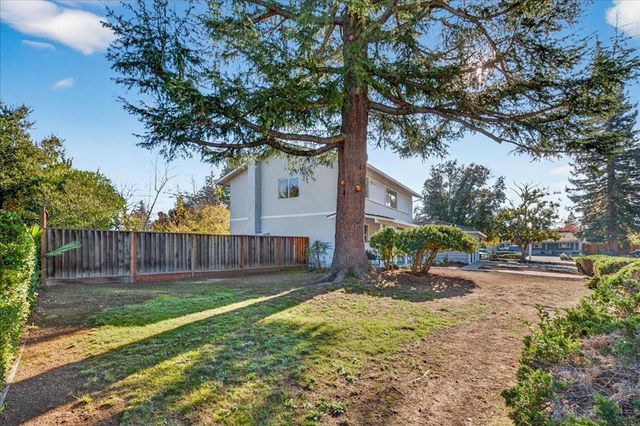 12150 KRISTY Lane, Saratoga, CA 95070