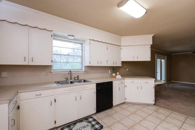 10 Dee Dee Circle, Little Rock, AR 72223