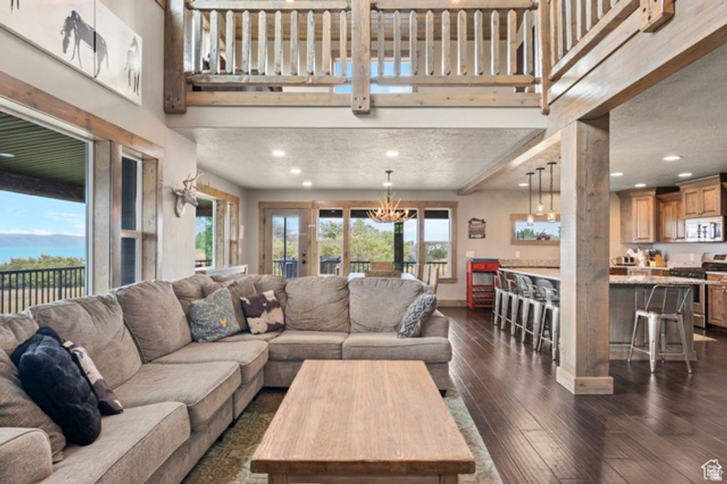 Image 6 of property listing at 191 CHALET CIR, Fish Haven, ID 83287