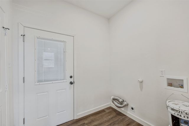 1704 S Jennings Avenue, Fort Worth, TX 76110