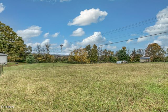 1122 Anderson Loop, Greeneville, TN 37743