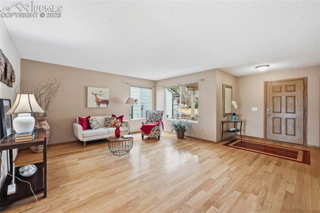 2325 Damon Drive, Colorado Springs, CO 80918