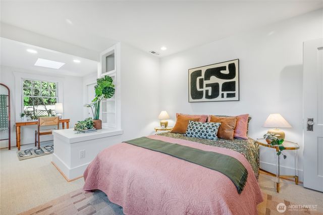 1424 N 53rd Street, Seattle, WA 98103