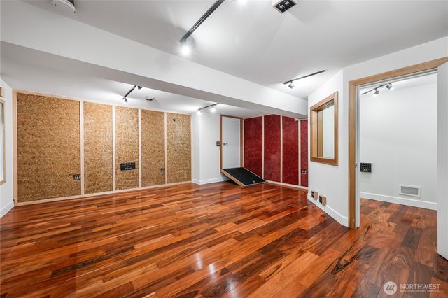 1424 N 53rd Street, Seattle, WA 98103