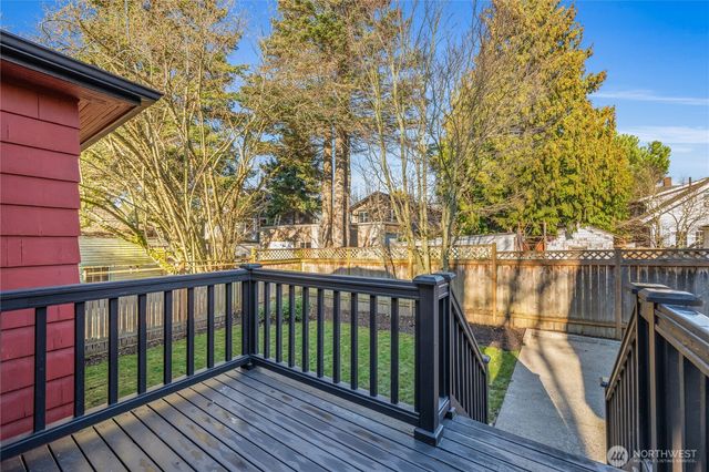 1424 N 53rd Street, Seattle, WA 98103