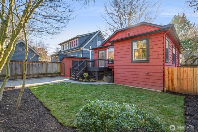 1424 N 53rd Street, Seattle, WA 98103