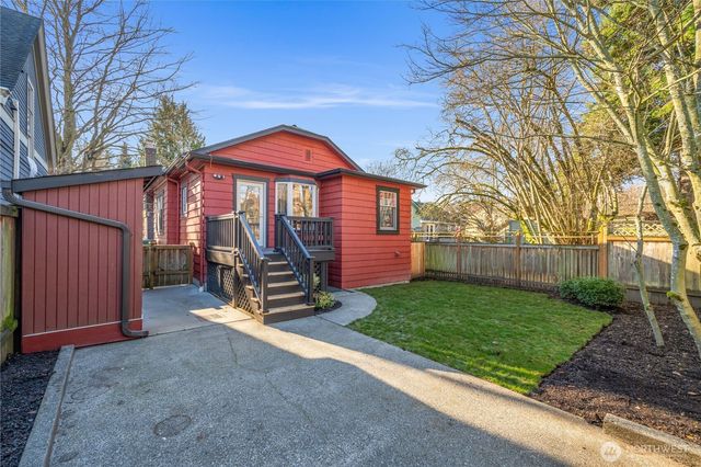 1424 N 53rd Street, Seattle, WA 98103