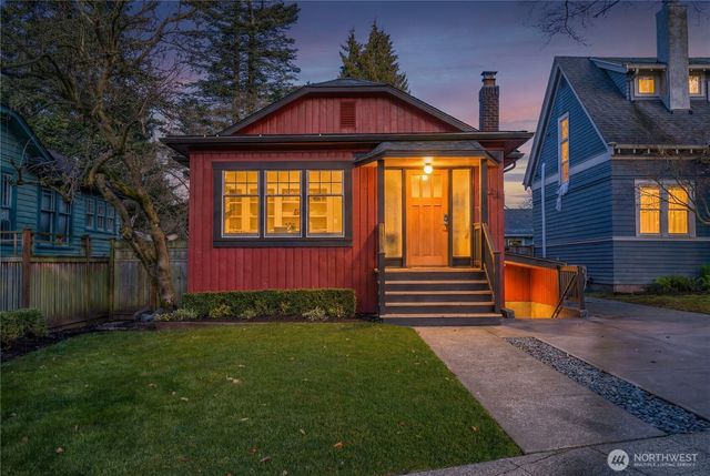 1424 N 53rd Street, Seattle, WA 98103