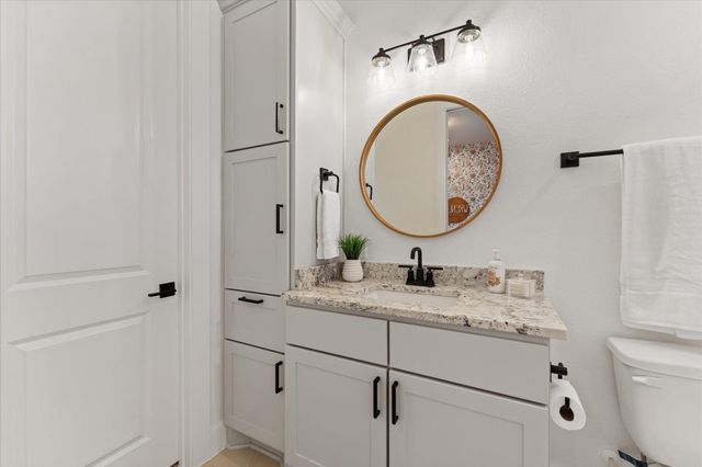 7729 Dog Wood Acres Drive, Montgomery, TX 77316