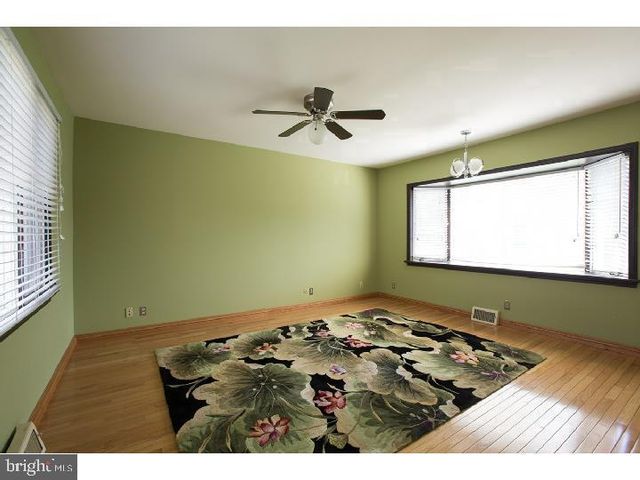 35 BEULAH RD, Doylestown, PA 18901