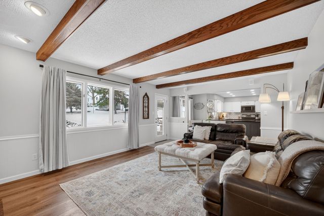 2809 68th Street, Urbandale, IA 50322