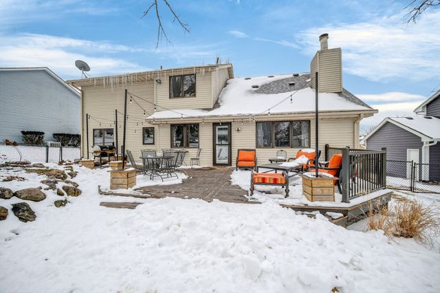 2809 68th Street, Urbandale, IA 50322