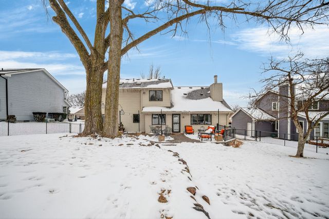 2809 68th Street, Urbandale, IA 50322