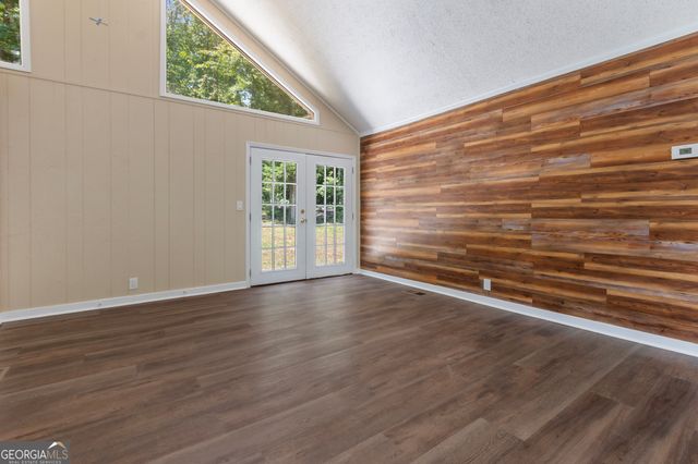 1194 Booger Hollow Road SW, Lindale, GA 30147