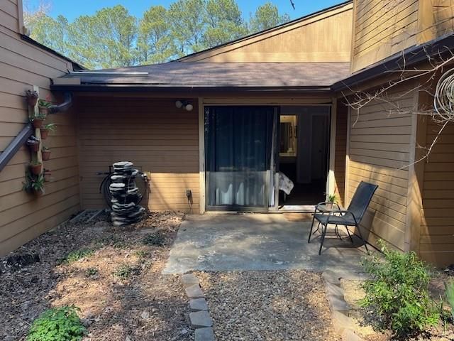 831 Lake Hollow Boulevard SW, Marietta, GA 30064