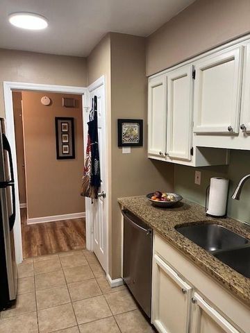 831 Lake Hollow Boulevard SW, Marietta, GA 30064