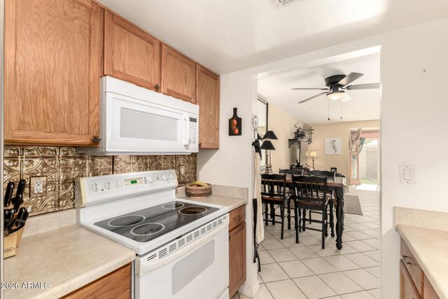 1005 E BERYL Avenue, Phoenix, AZ 85020