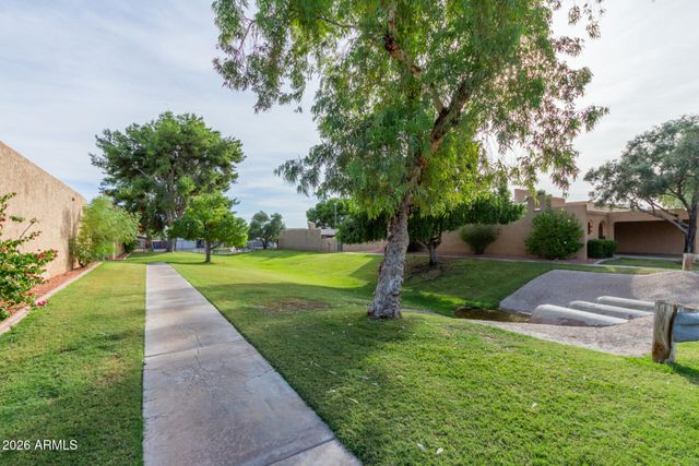 1005 E BERYL Avenue, Phoenix, AZ 85020