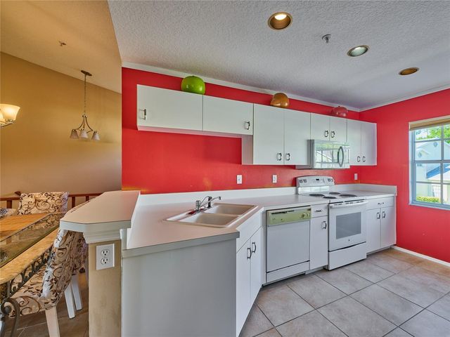 5523 FAIR OAKS STREET, Bradenton, FL 34203