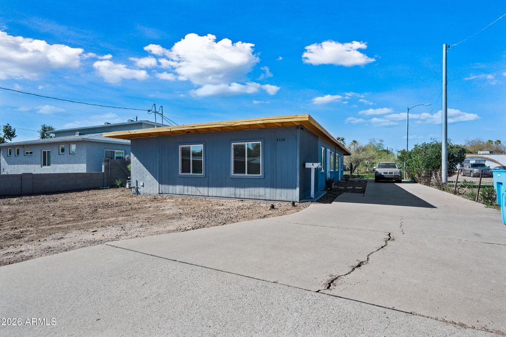 4326 N 13TH Place A, Phoenix, AZ 85014