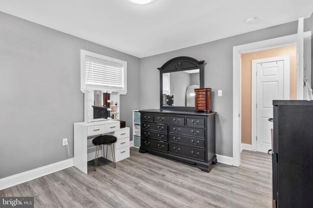 2304 BALDWIN RUN DR, Aston, PA 19014