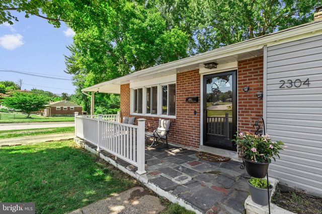 2304 BALDWIN RUN DR, Aston, PA 19014