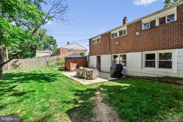 2304 BALDWIN RUN DR, Aston, PA 19014