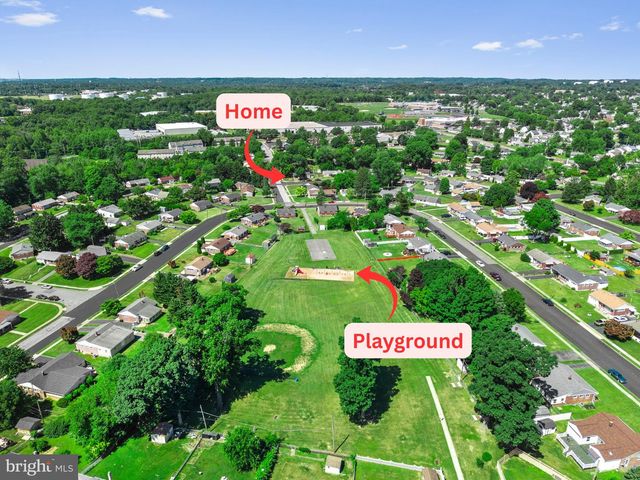 2304 BALDWIN RUN DR, Aston, PA 19014