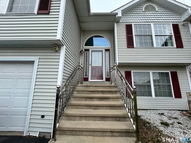 39 Asia Circle, Bridgeport, CT 06610