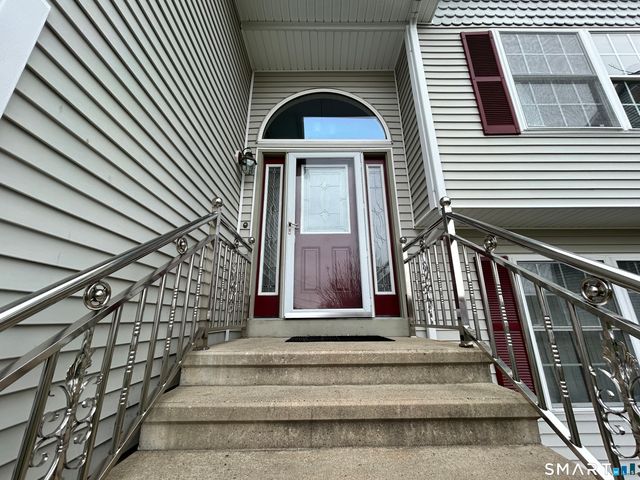 39 Asia Circle, Bridgeport, CT 06610