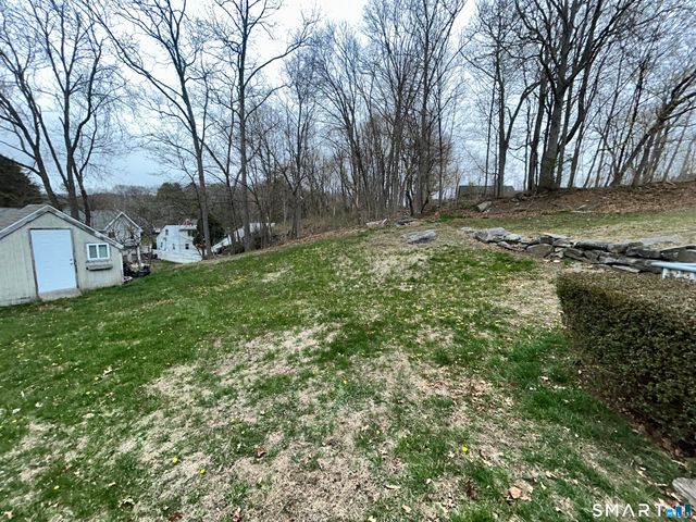 39 Asia Circle, Bridgeport, CT 06610