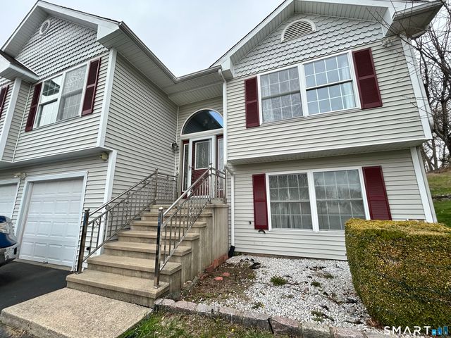 39 Asia Circle, Bridgeport, CT 06610