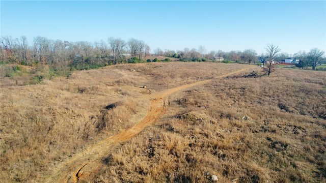 12832 Frisco Cemetery Road, Lowell, AR 72745