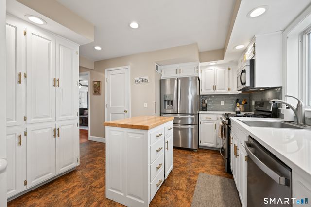 180 Randolph Road, Middletown, CT 06457