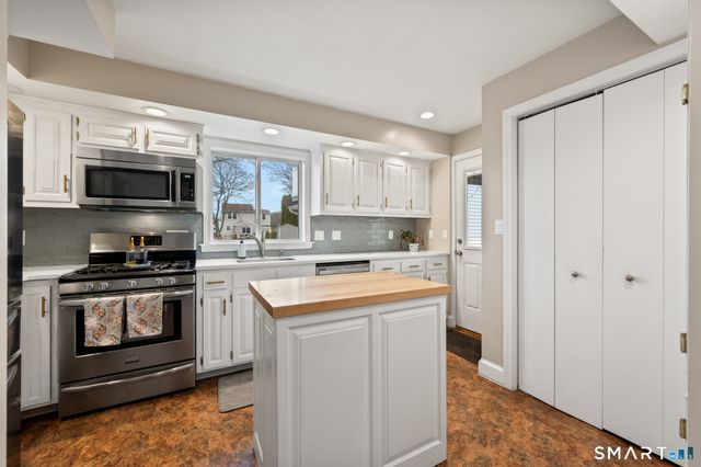 180 Randolph Road, Middletown, CT 06457