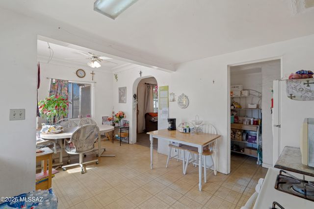 113 E President Street, Tucson, AZ 85714