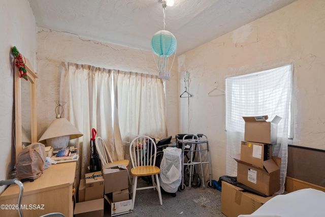 113 E President Street, Tucson, AZ 85714