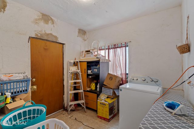 113 E President Street, Tucson, AZ 85714