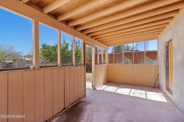 113 E President Street, Tucson, AZ 85714